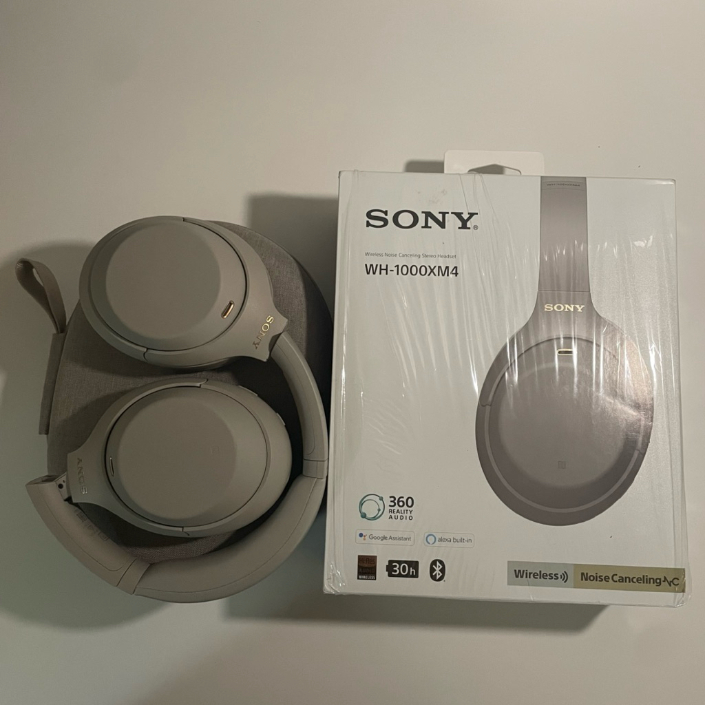 Sony WH1000XM4 / WH-1000XM4 Headphones Silver (RARE)