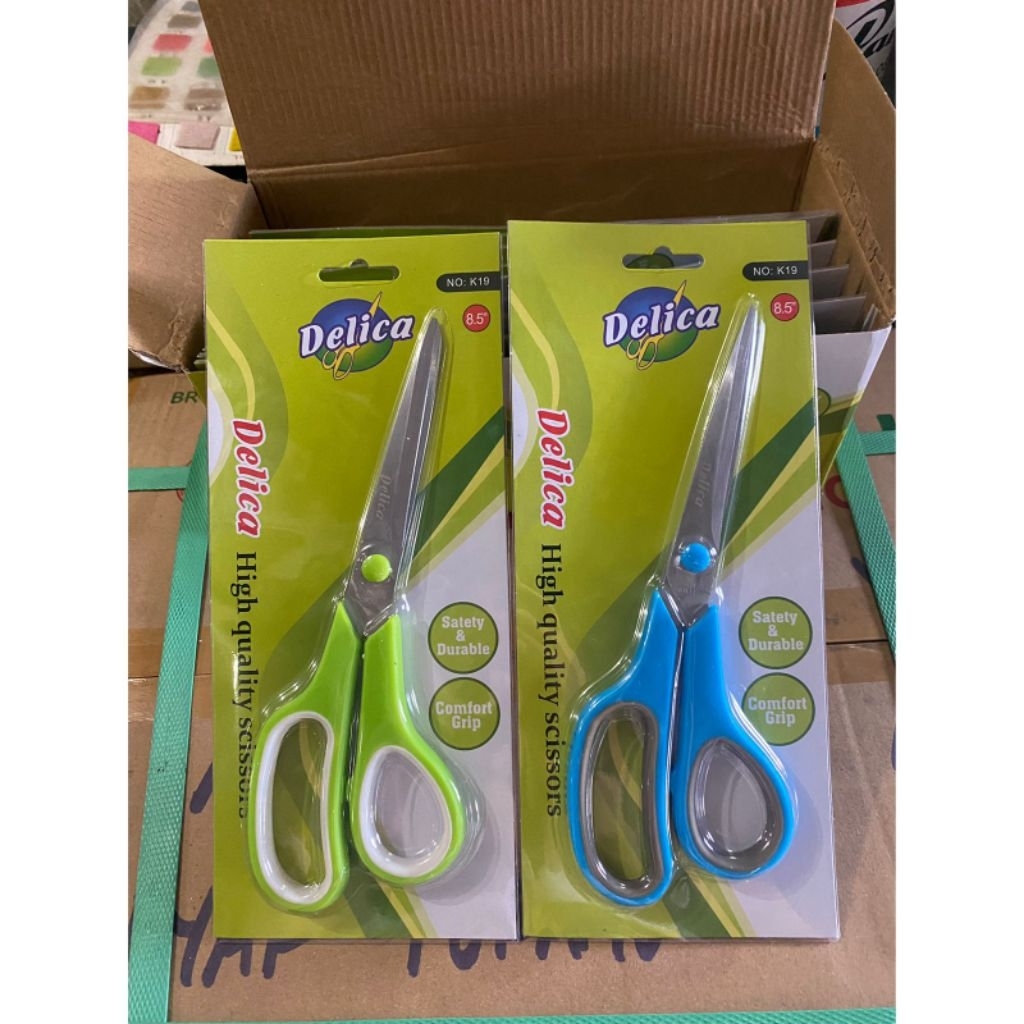 

Gunting Delica K19 8,5 inch per 1 box (isi 10 biji)