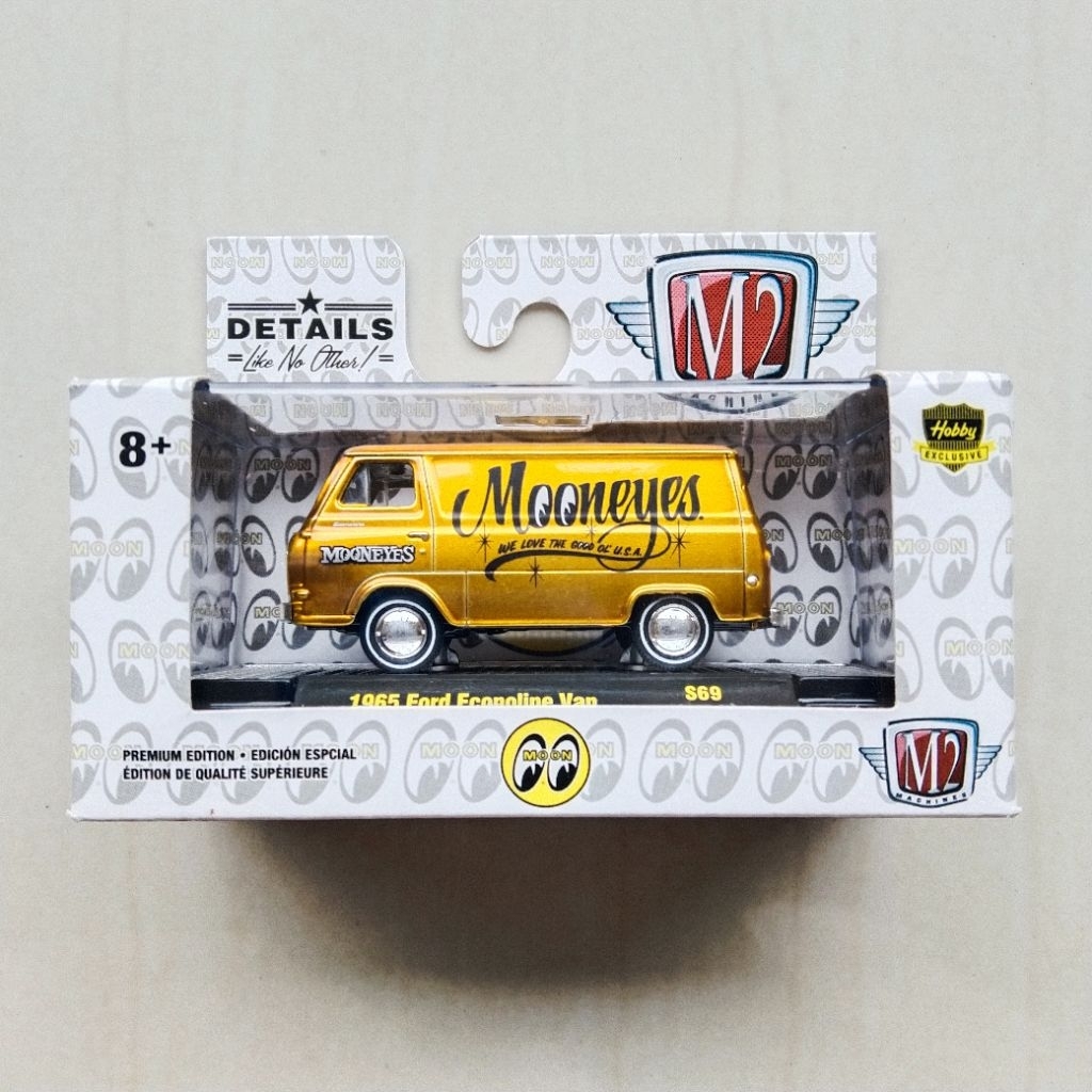 M2 Machines 1965 Ford Econoline Van Gold Mooneyes
