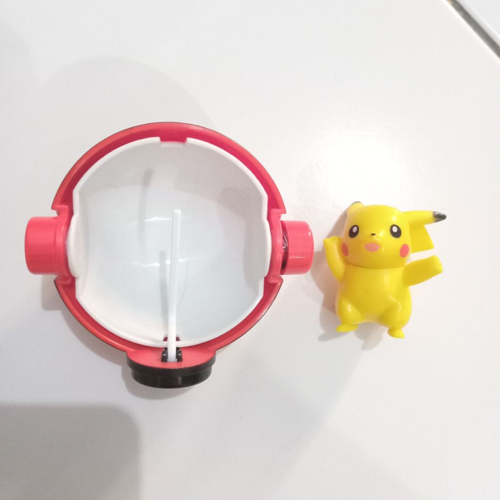 pokemon KFC chaki meal auto catch pikachu with pokeball
