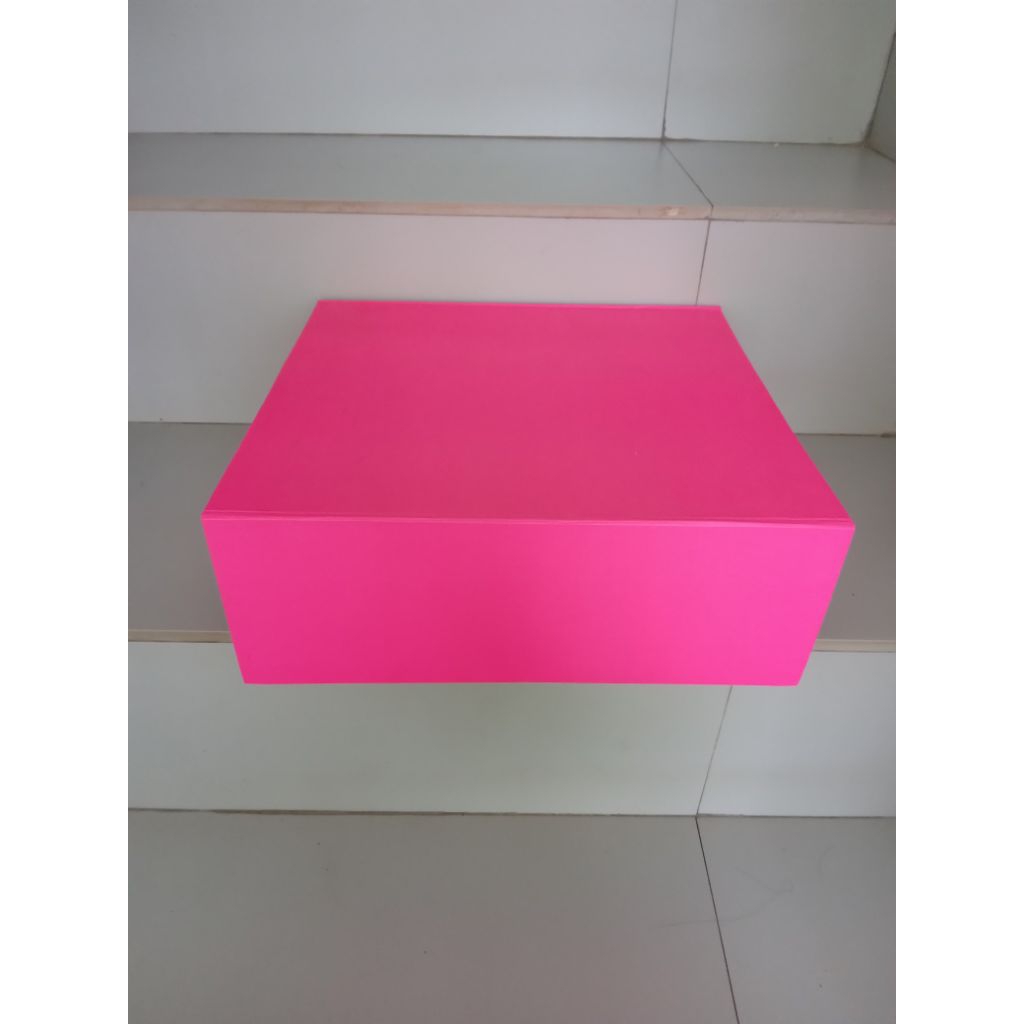 

KOTAK KADO TOPSHOP ( L )