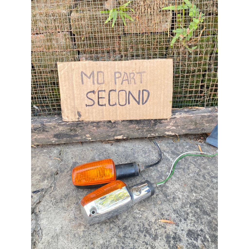 Lampu sein tiger 2000 tiger lama tiger lawas original copotan