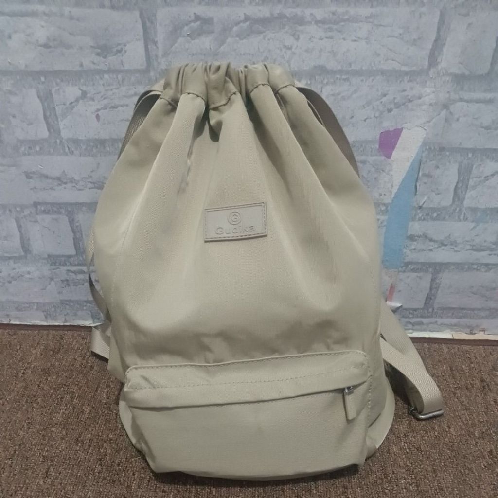Tas serut ransel backpack Gudika warna beige preloved