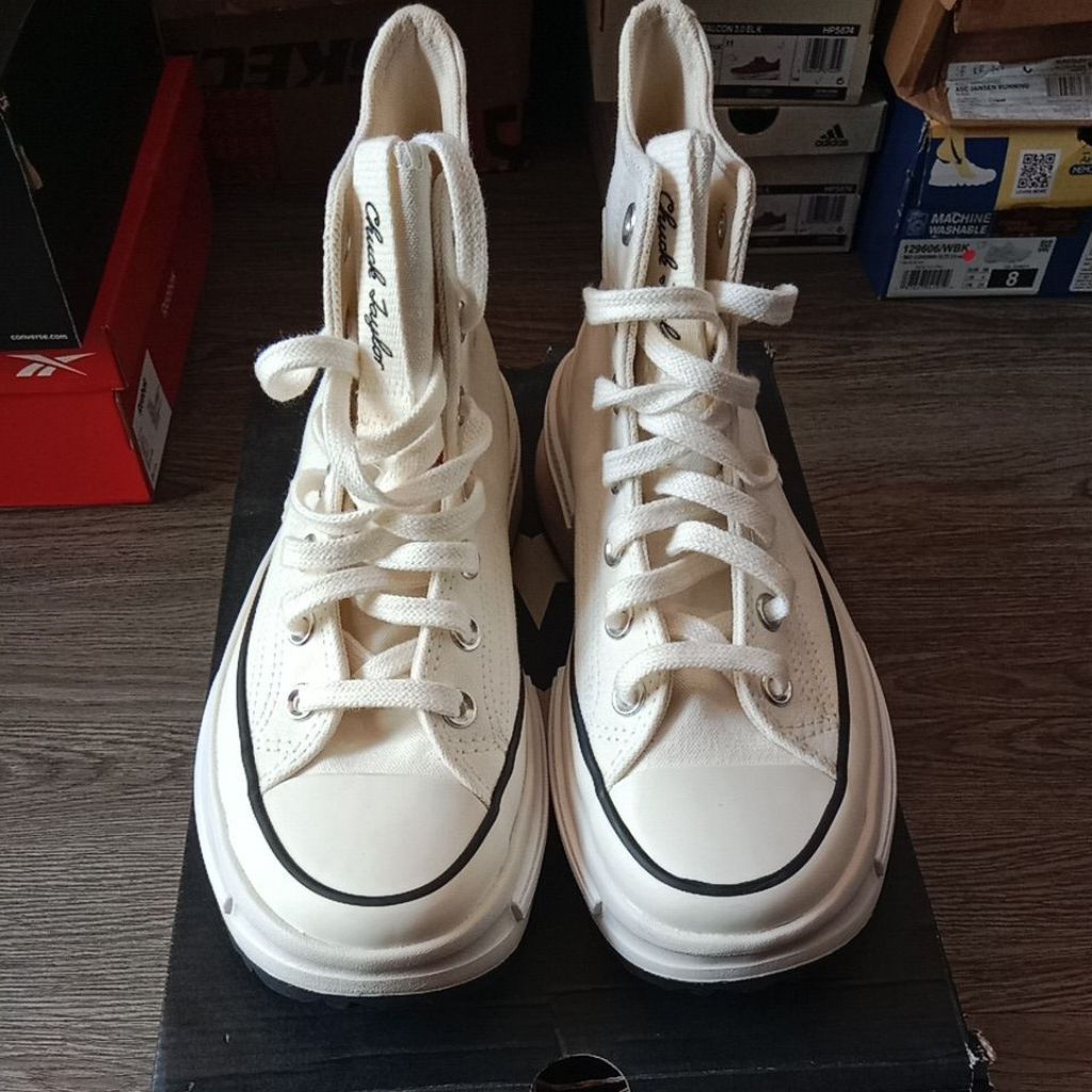 Sepatu Con A00868C
