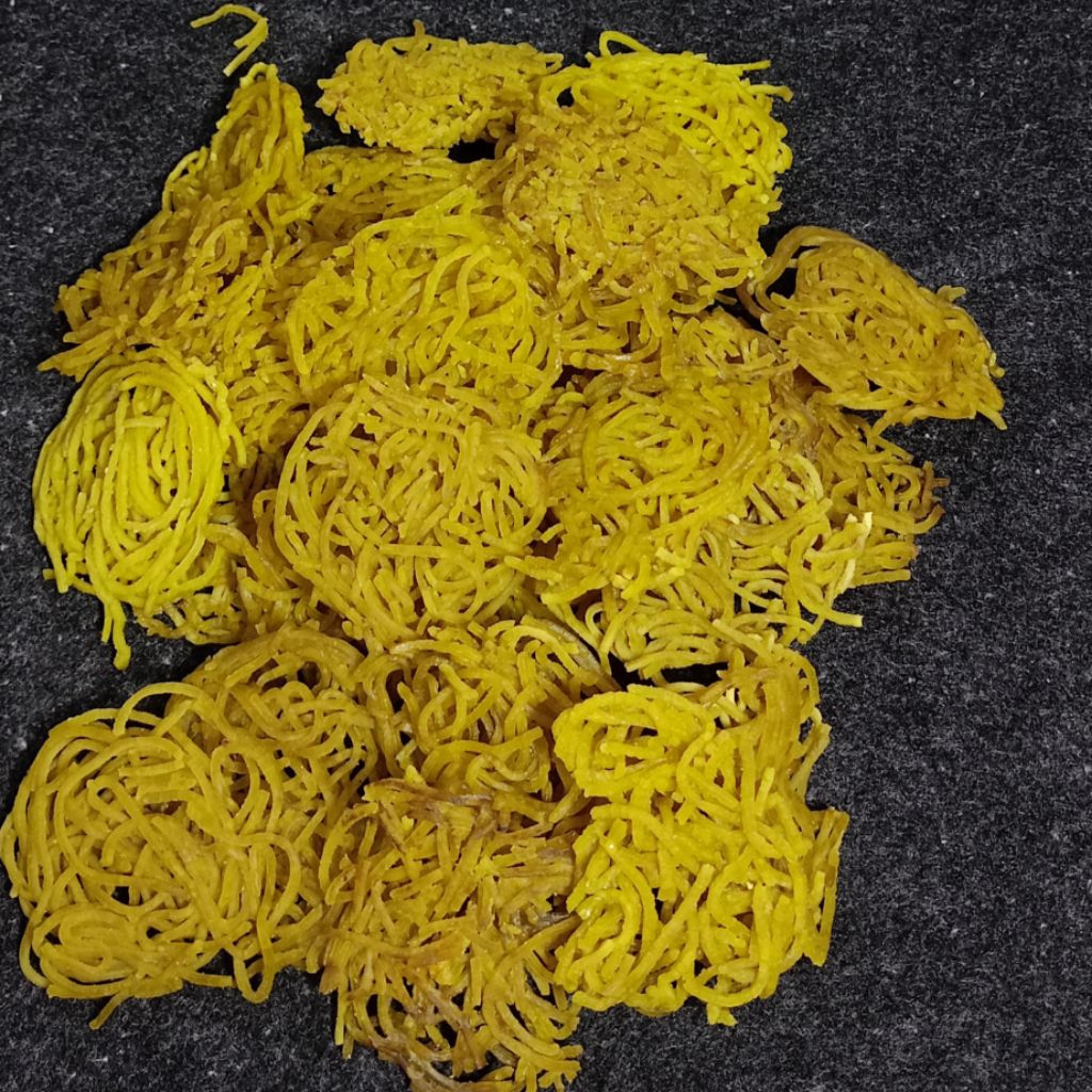 

250 gr RENGGINING| CEMILAN TRADISIONAL | KERUPUK | SNACK MURAH