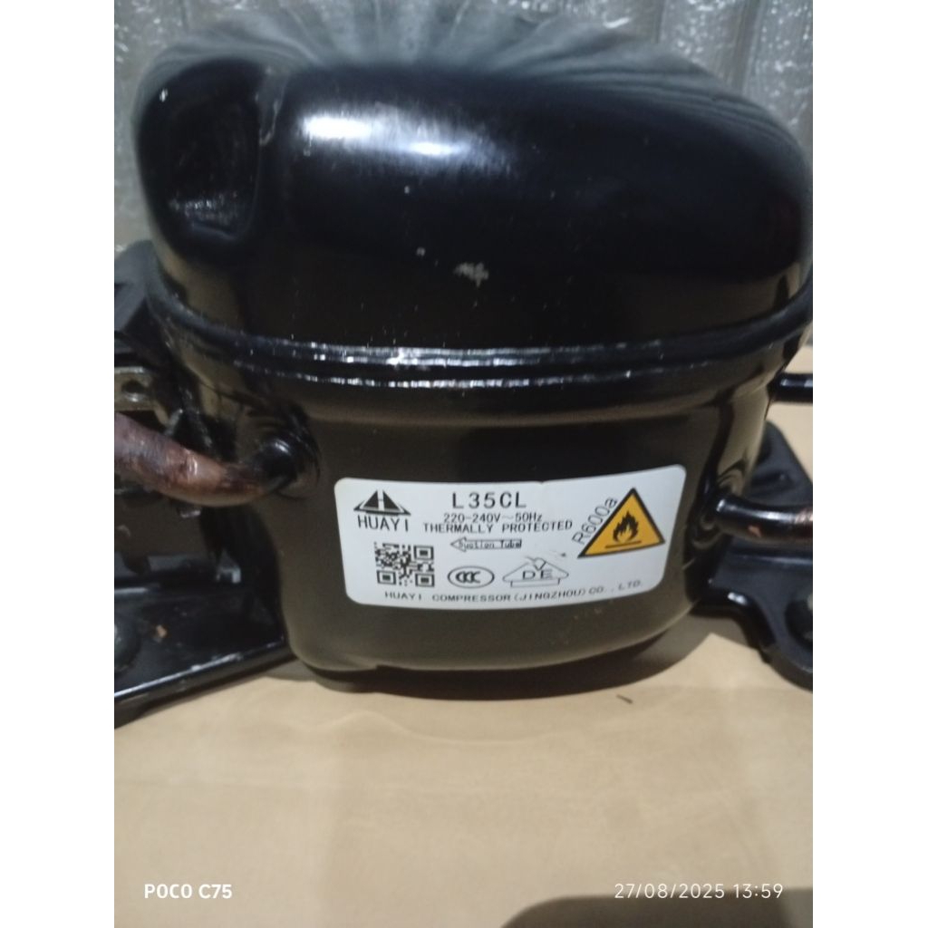Kompresor Kulkas HUAYI 1/8  1 Pintu - Second