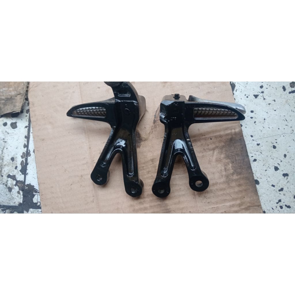 step belakang Suzuki Satria FU 150 barang ori copotan