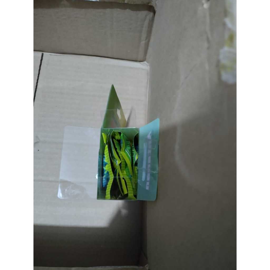 

kardus kuning hijau at