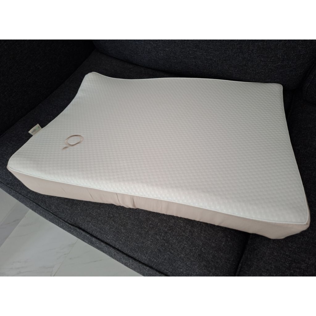 wedge pillow bantal miring dooglee preloved