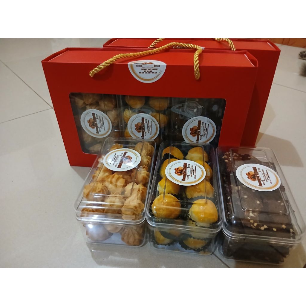 

Paket Kue Kering
