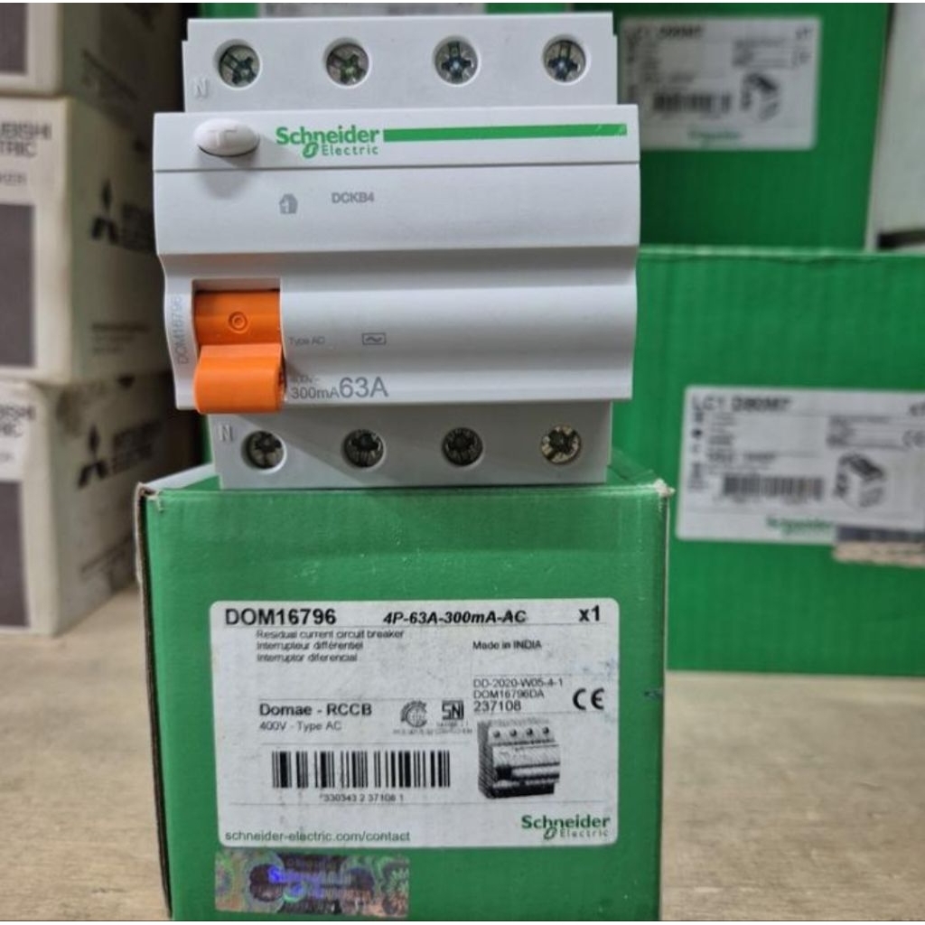 RCCB/ELCB SCHNEIDER DOMAE 4P 63A 300MA/ELCB RCCB DOMAE 4P 63A 300MA SCHNEIDER ORIGINAL
