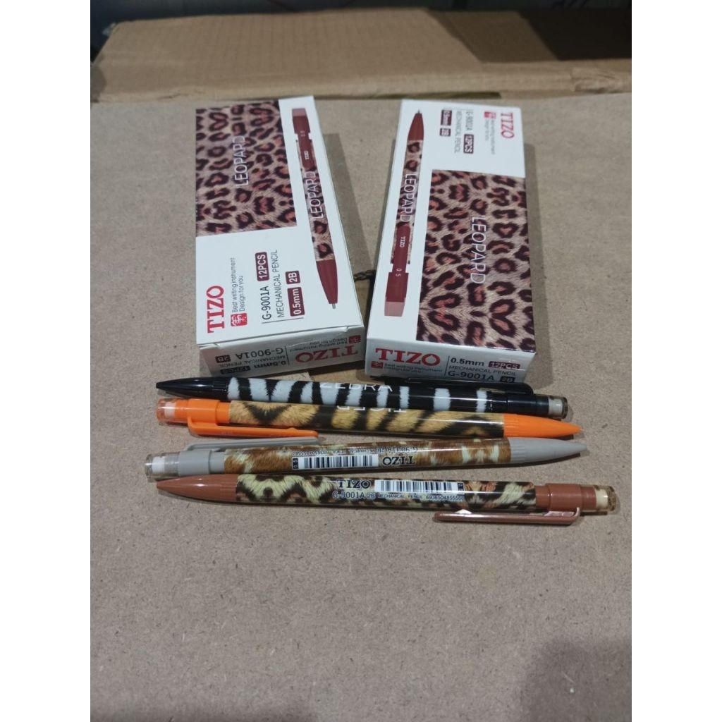 

(1pak) Pensil Mekanik TIZO 0, 5mm G9001A/ pensil isi kecil tizo 0,5mm/ pensil isi murahpensil mekanik motif leopard