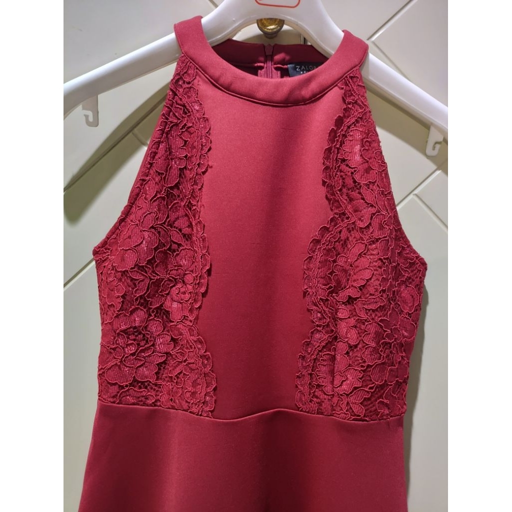 Zalora Dress wanita warna marun