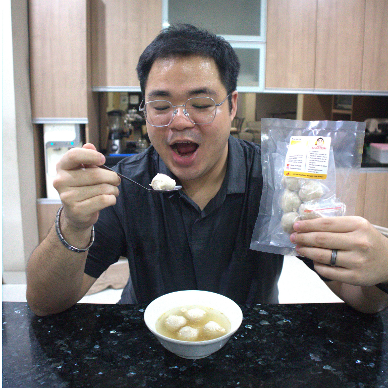 

Bakso Sapi Homemade PREMIUM Halus & Urat Berkualitas - GRATIS KUAH (1 porsi siap makan)