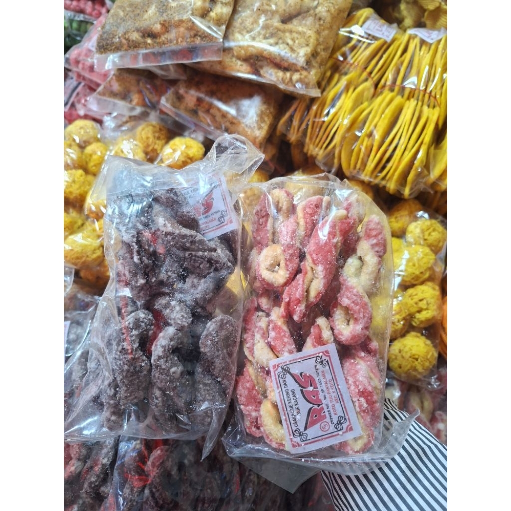 

KUE PILIN RASA MANIS JADUL