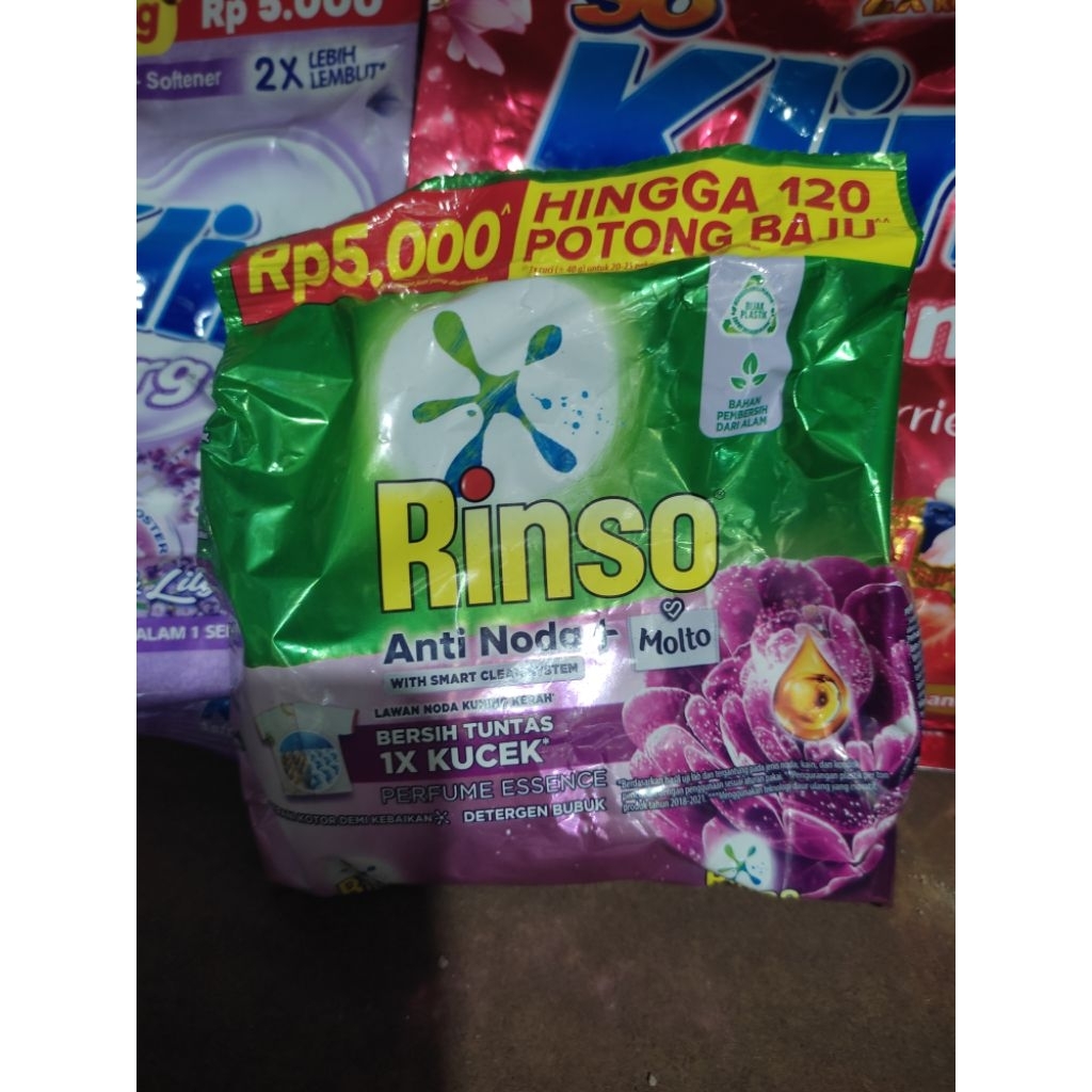 Rinso Molto bubuk 5000 Rinso anti noda