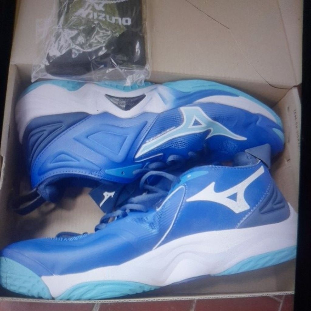 sepatu second mizuno