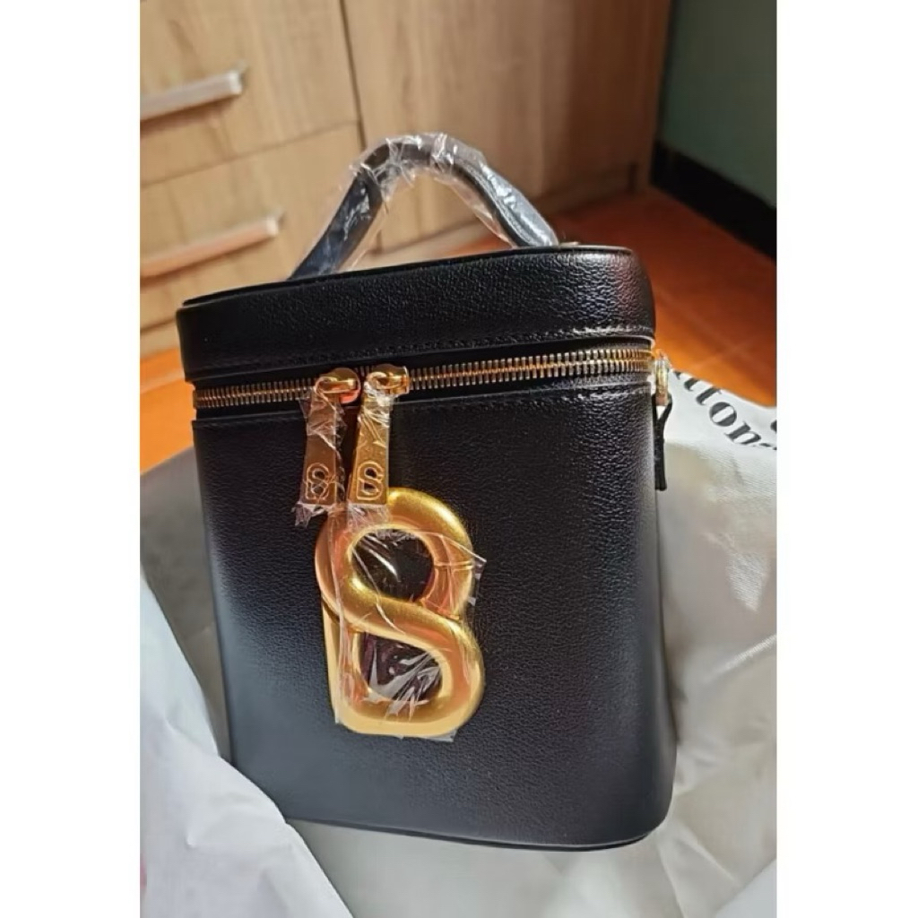 Alva Vanity Bag Buttonscarves Black NEW