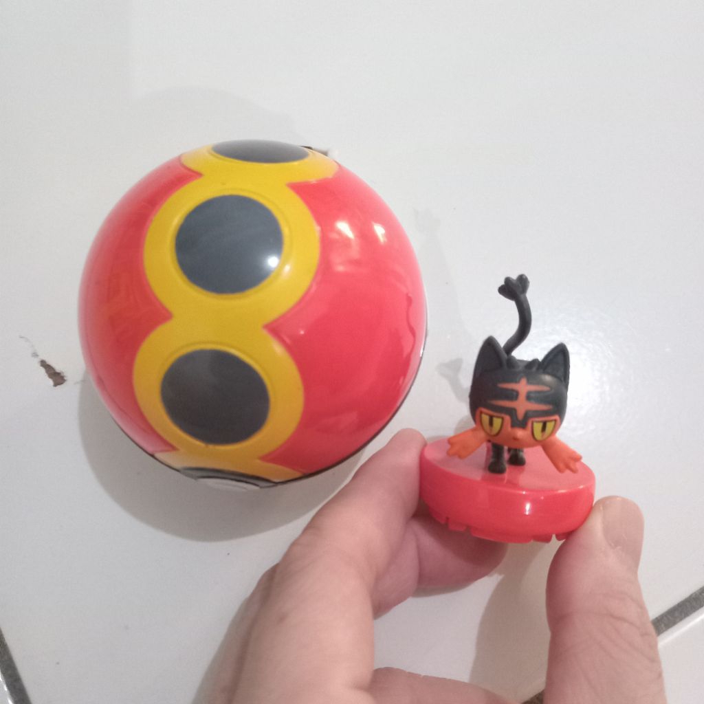 pokemon KFC chaki meal auto catch litten with pokeball