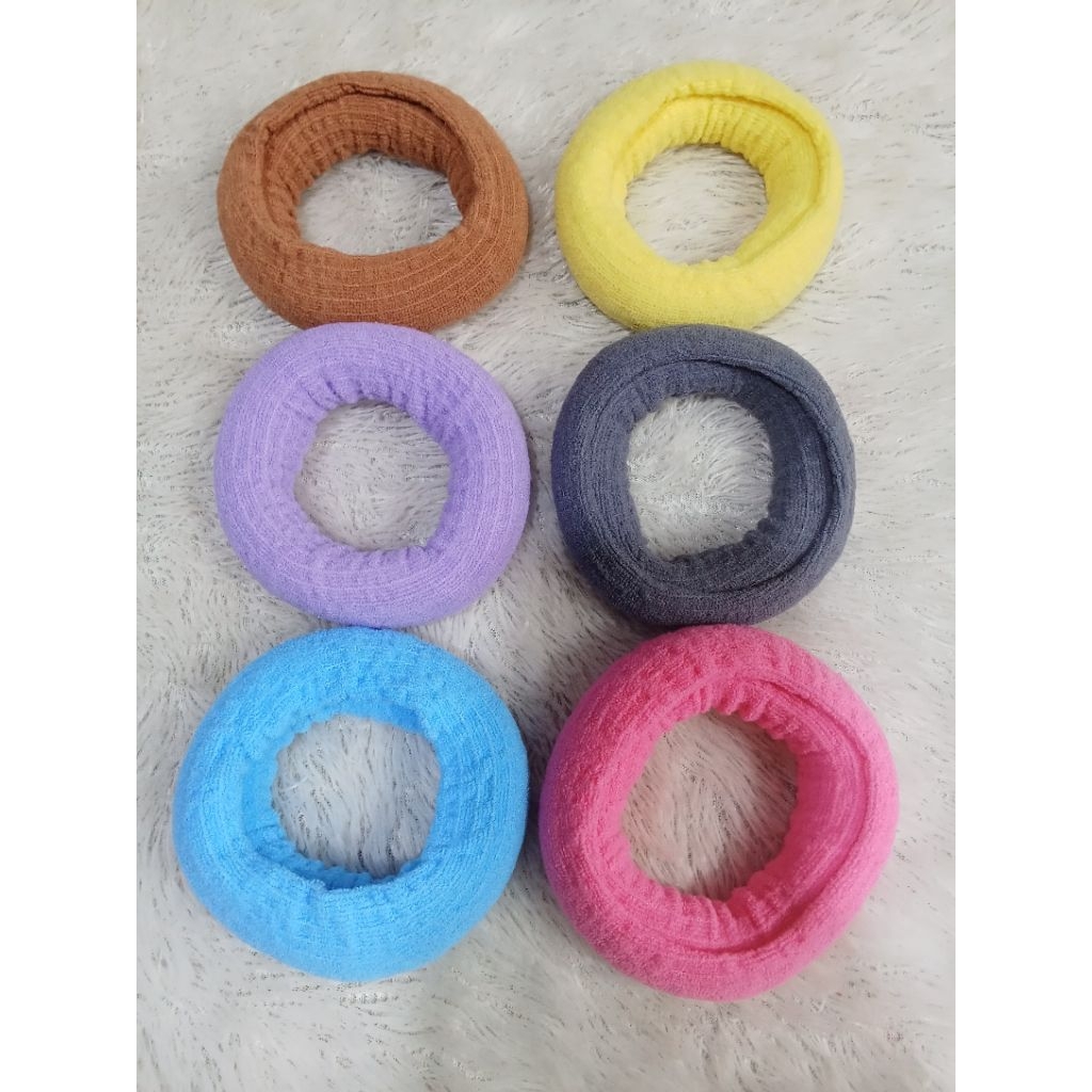 Ikat Rambut Donat Jumbo/Kuncir Rambut Donat.