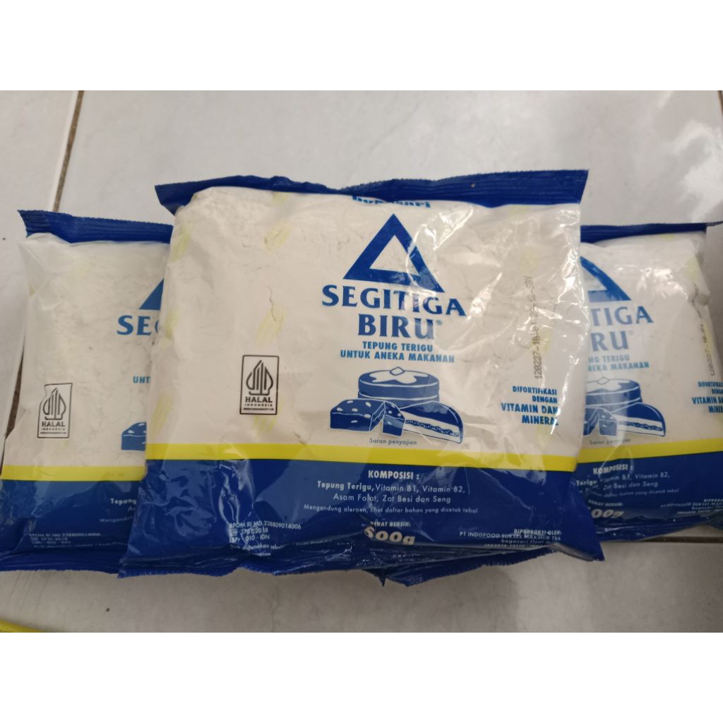 

Tepung terigu segitiga biru 500 Gram Eceran