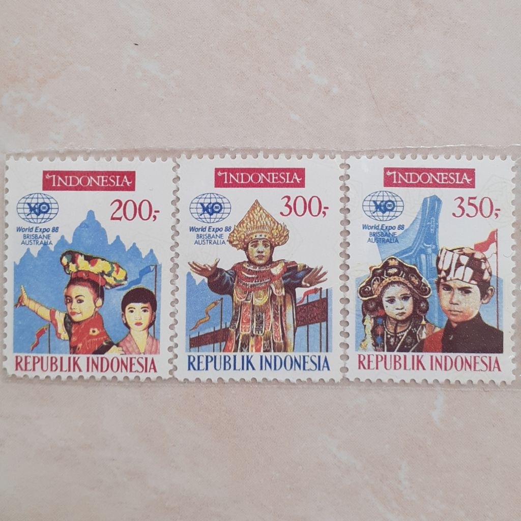 

(O) Perangko Indonesia World Expo Brisbane Tahun 1988 set lengkap 3pcs