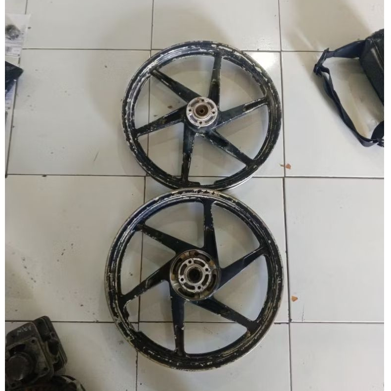 VELG PELEK SUZUKI SATRIA 2 TAK DOBLE DISC ORIGINAL
