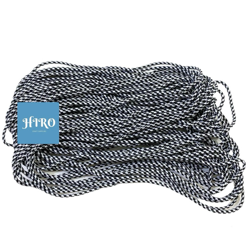 

Tali Zebra Serbaguna Per Bks ±18 Meter – Tali Jahit, Craft, Kuat & Praktis