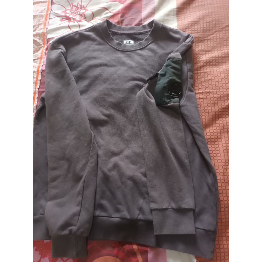 CREWNECK CP COMPANY PATCH SIZE L - XL JAPAN MARKET ( P 70 x L 60 )