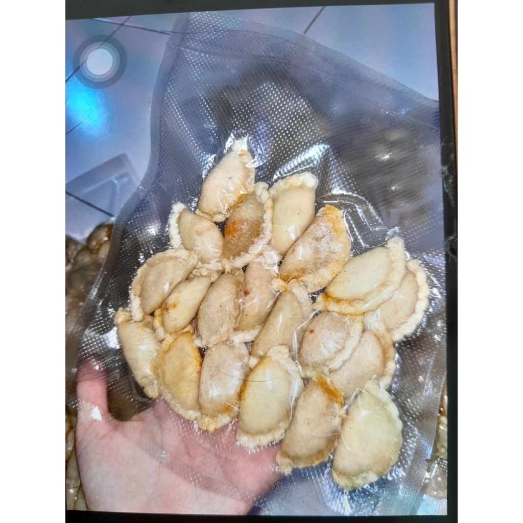 

cireng mini isi ayam suir