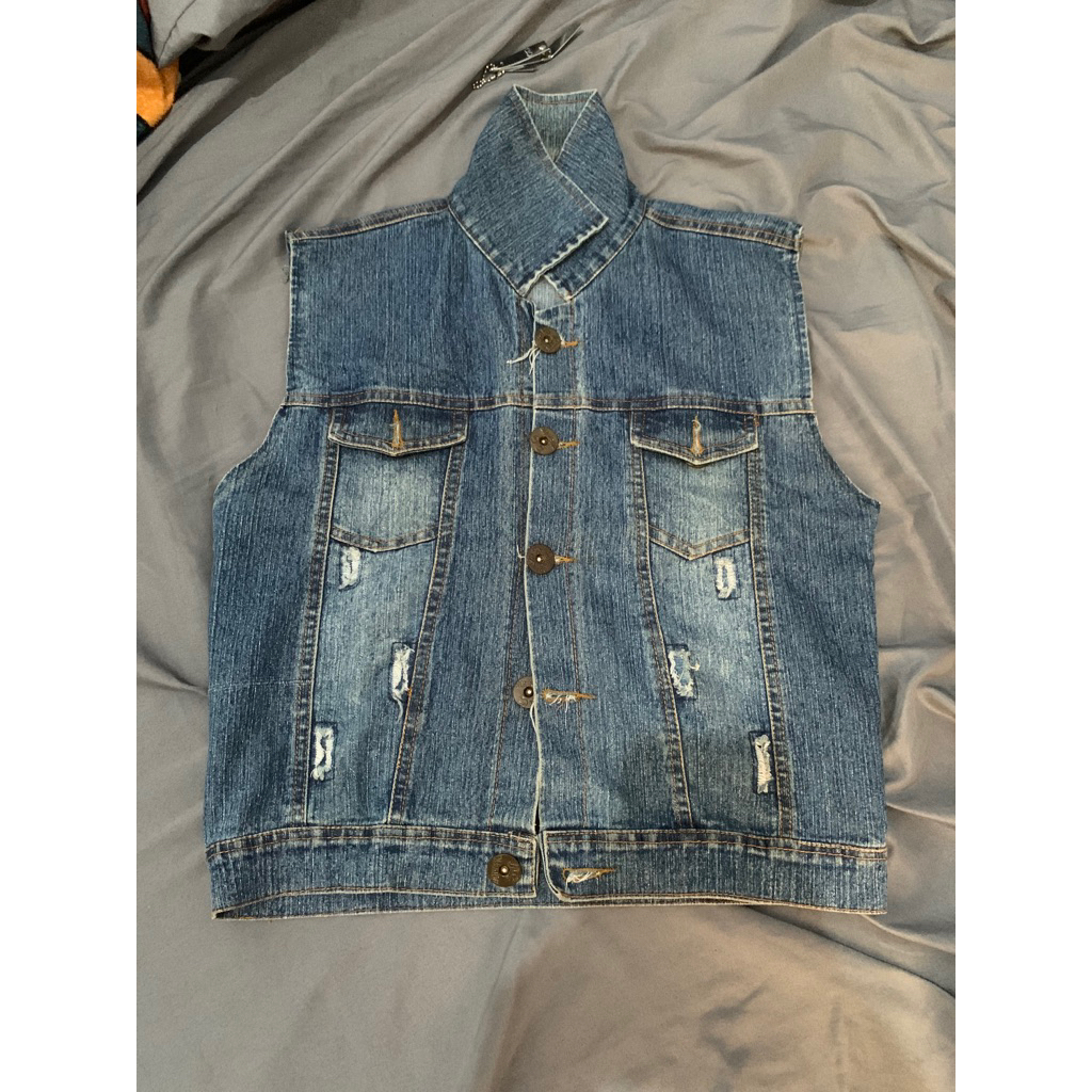 vest levis