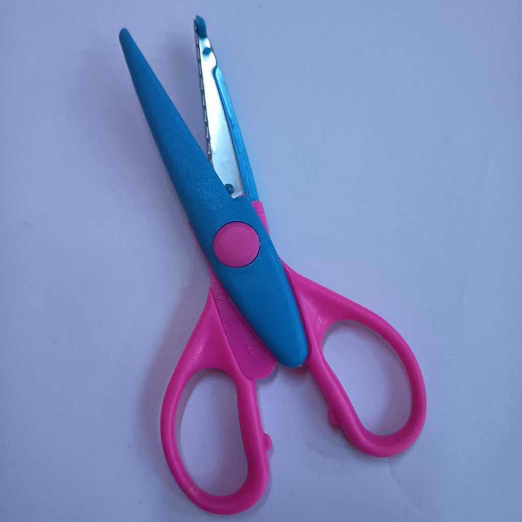 

GUNTING BAZIC ZIGZAG 160412