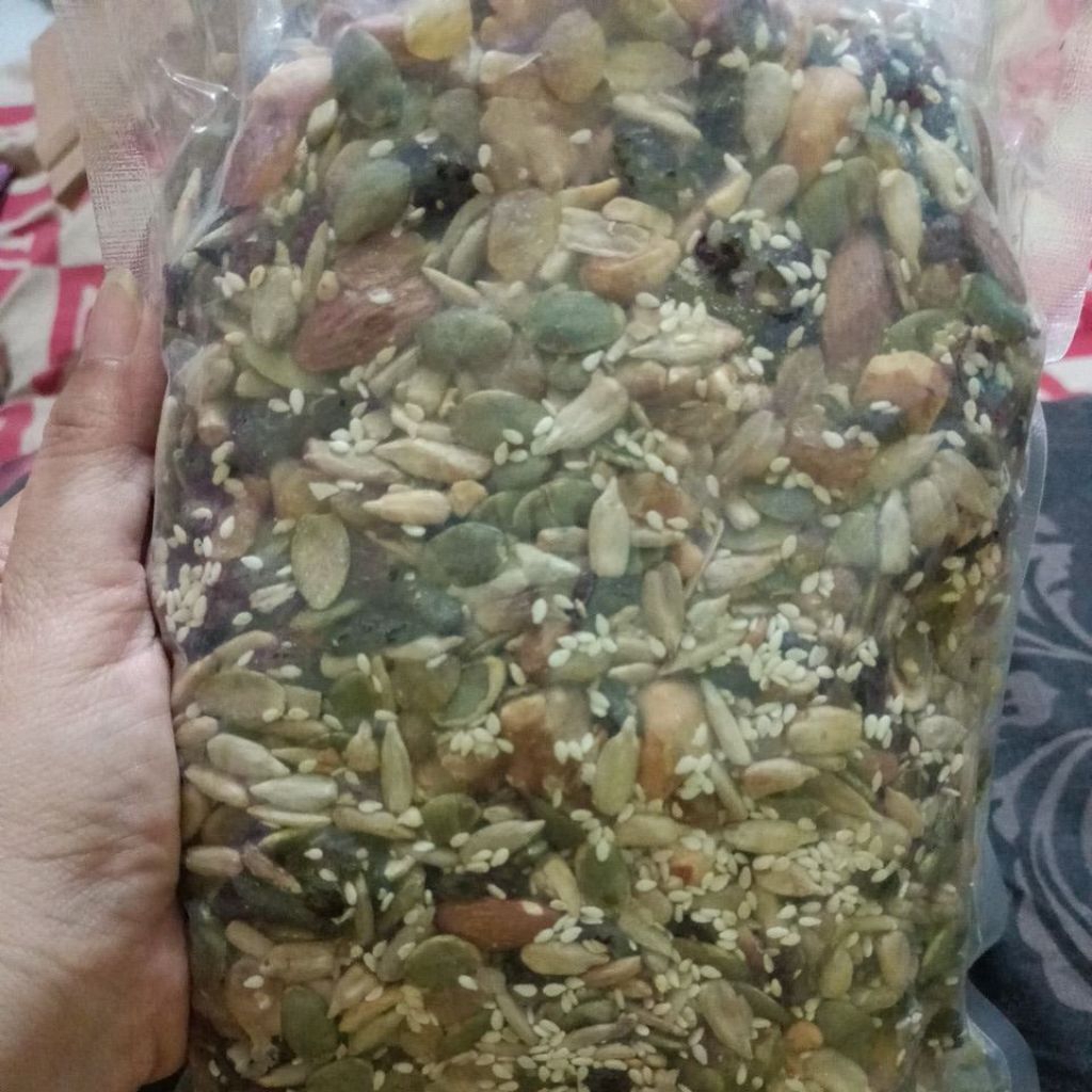 

Trial Mix 1KG Camilan Sehat