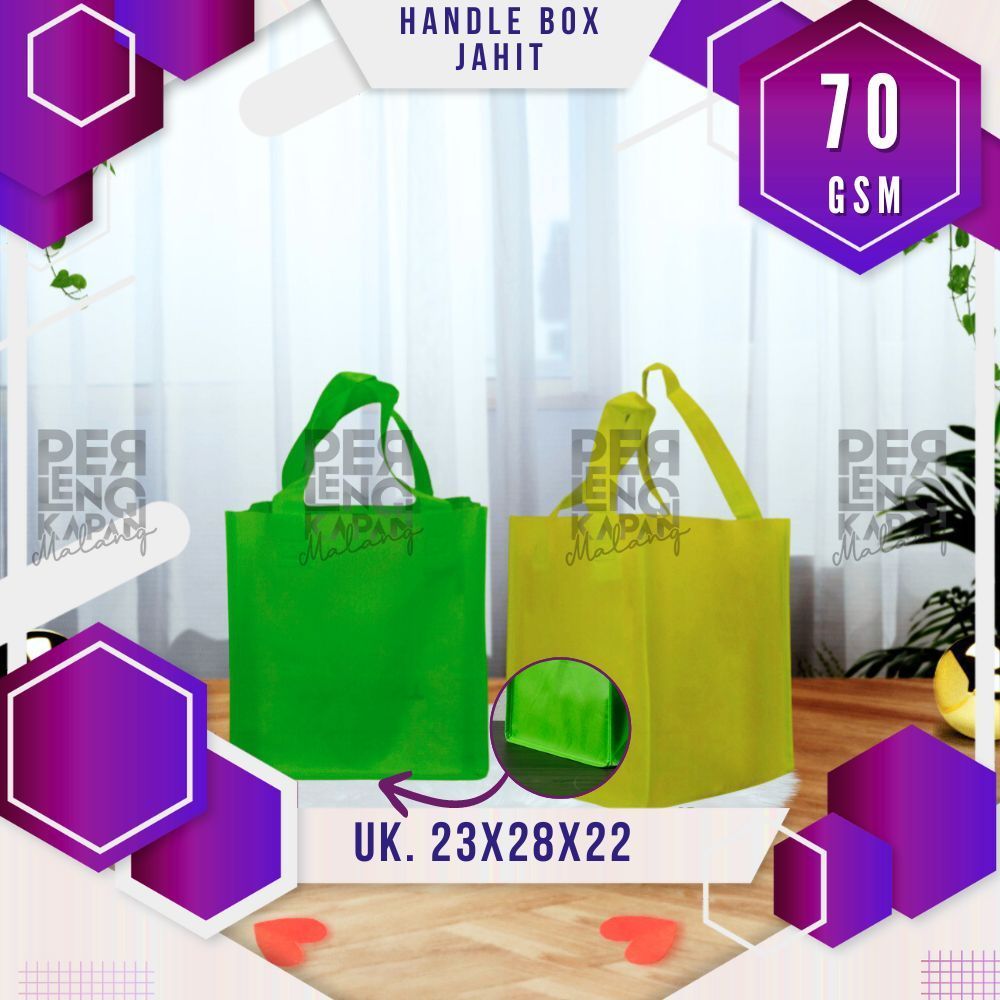 

Tas Box Spunbond Goodie Bag Standing Handle Jahit Kuat Ukuran 23x28x22 Souvenir Promosi Murah