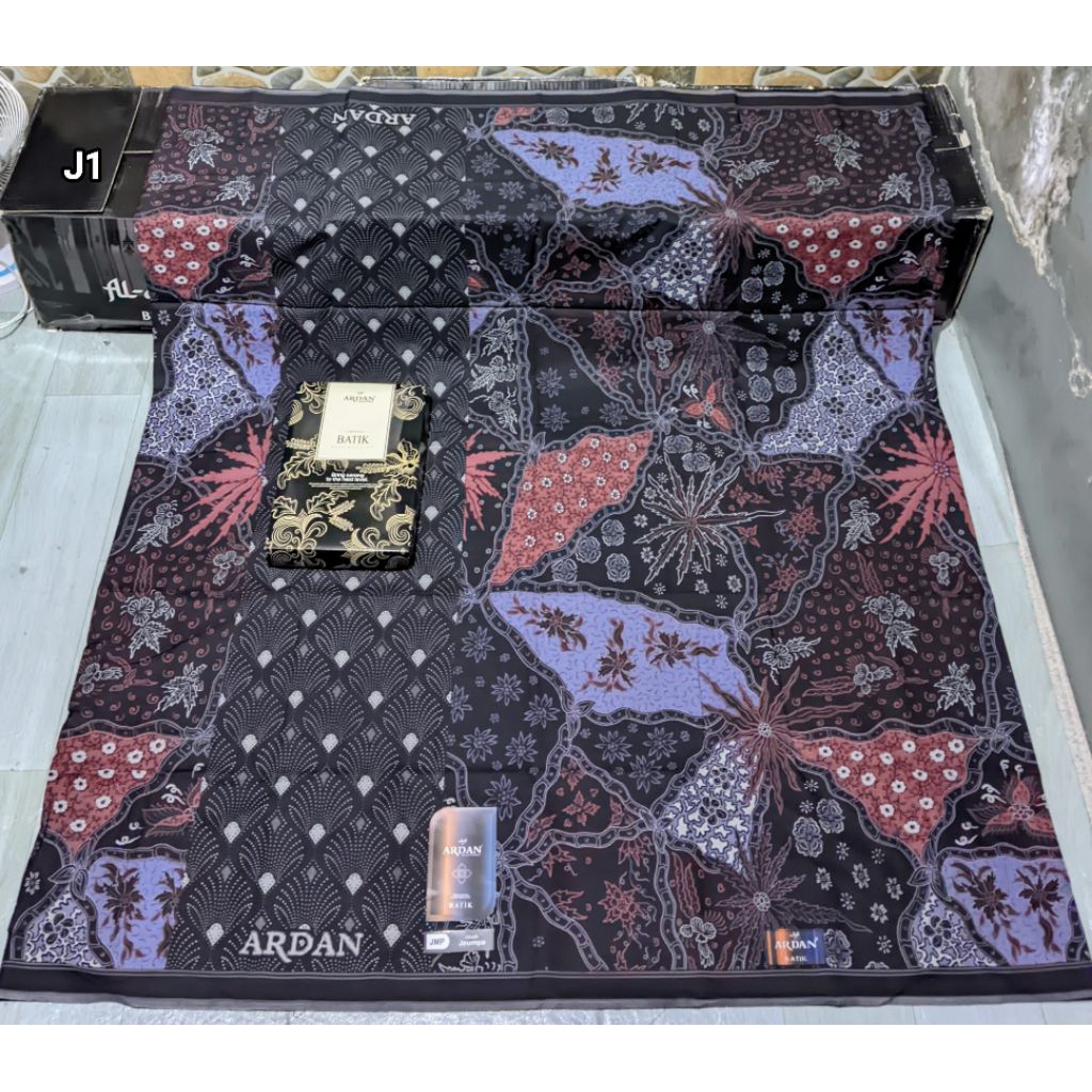 Sarung Ardan Family Batik Goyor Brilliant Gold Putih Dan Hitam Pria Dewasa