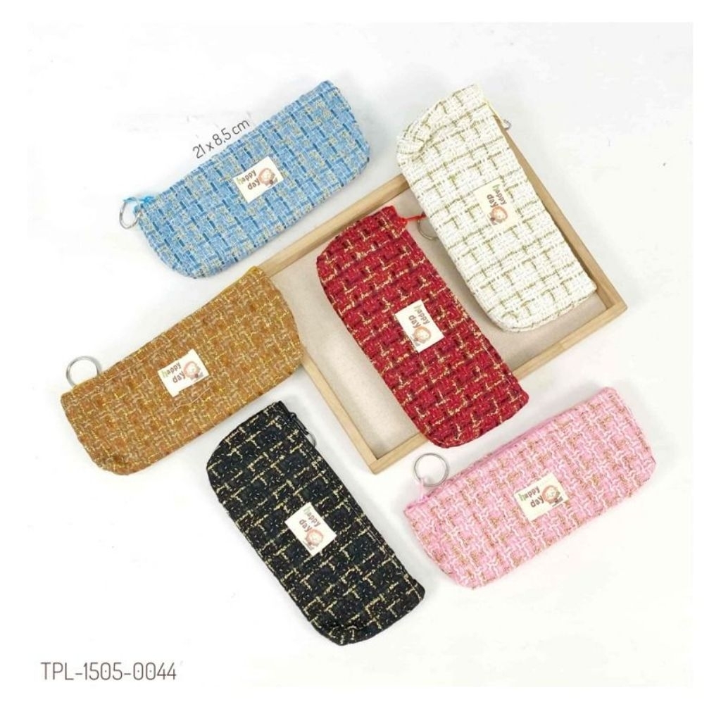 

TEMPAT PENSIL BAHAN(isi 12pcs)