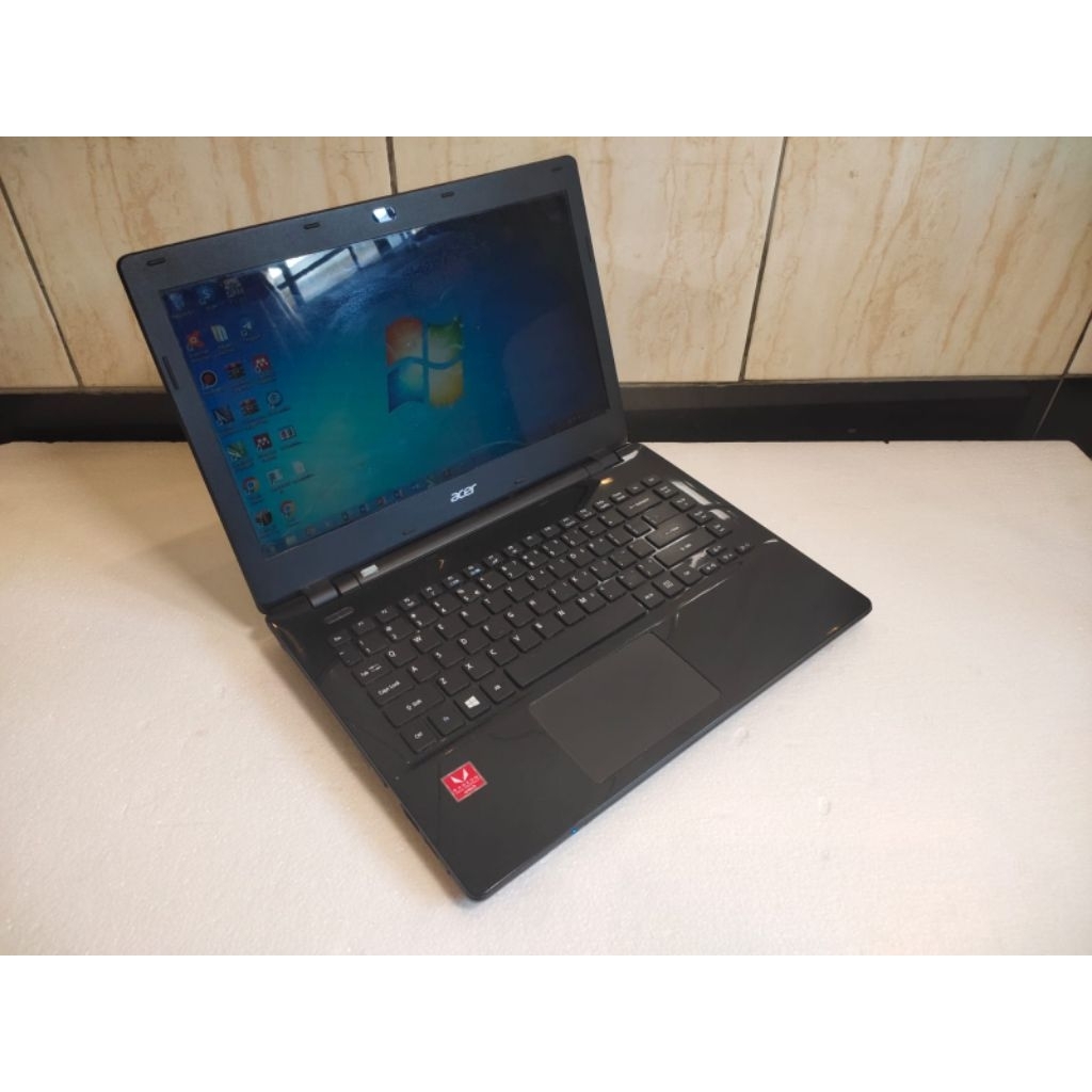 Obral Laptop Second Murah Acer Aspire E5-421 AMD E1