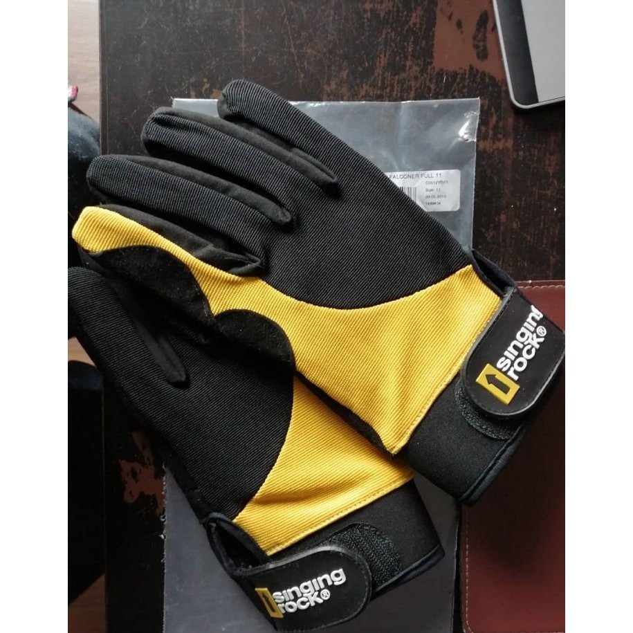 Singing rock falconer full gloves Original / Sarung tangan Singing rock falconer full gloves