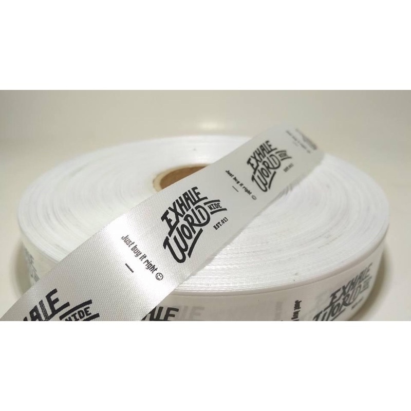 

Label satin putih Lokal 80meter Label Baju (FREE HOTCUT/POTONG)