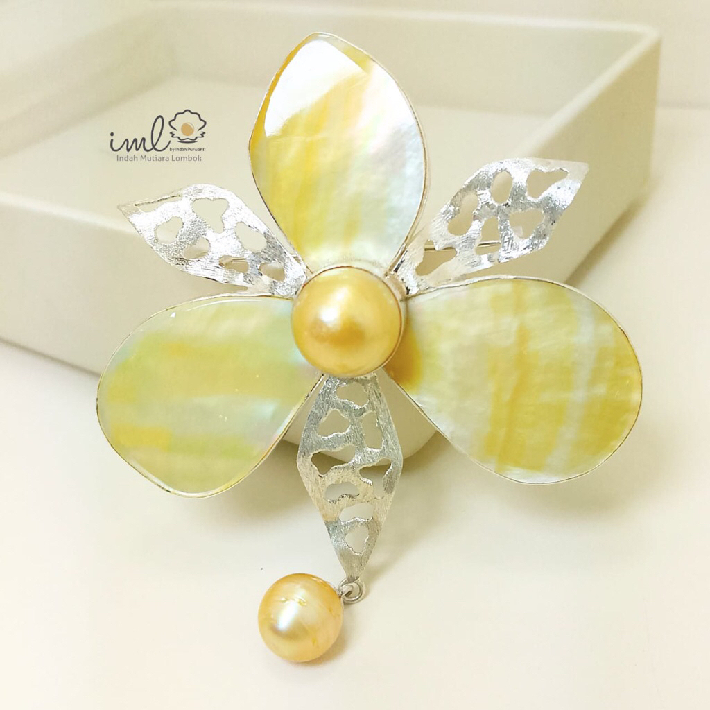 Bros liontin perak 925 kulit kerang gold mutiara air laut gold mutiara lombok bersertifikat