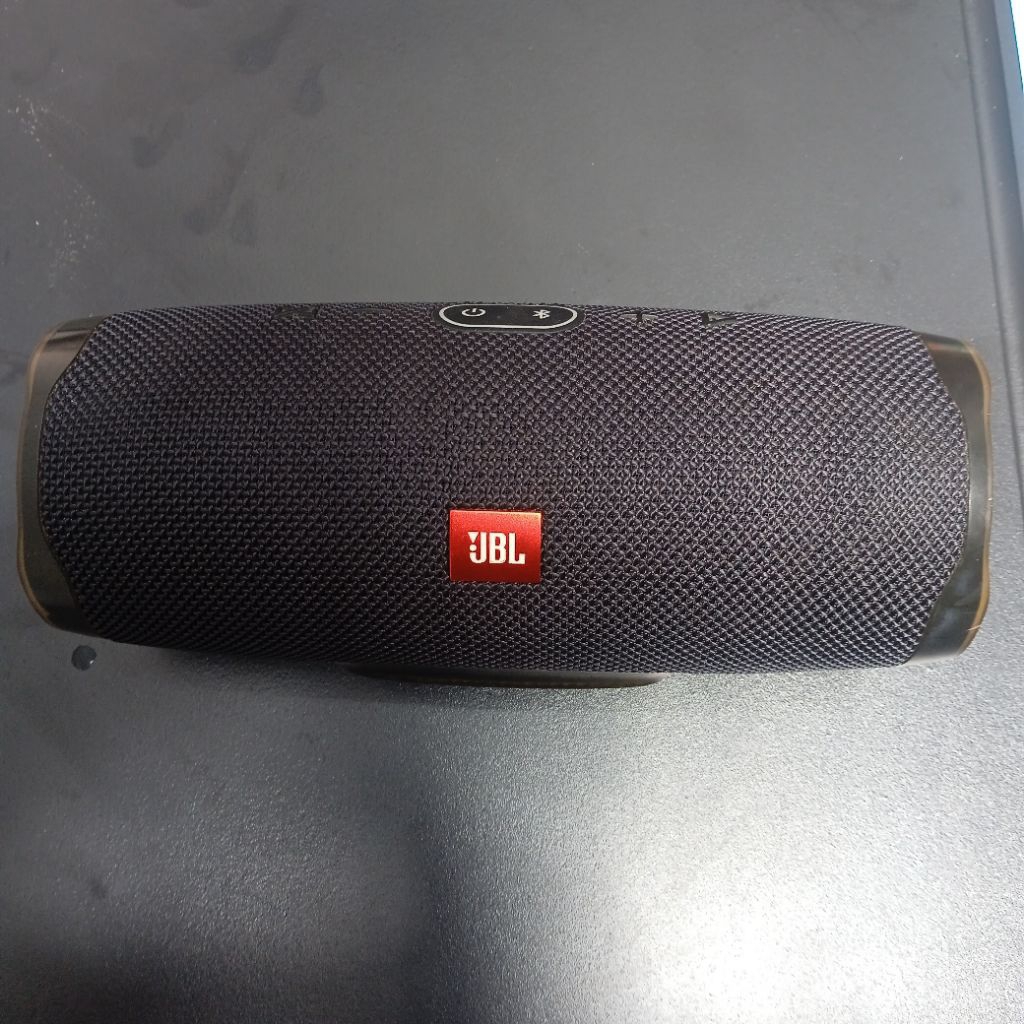 JBL Charge 4