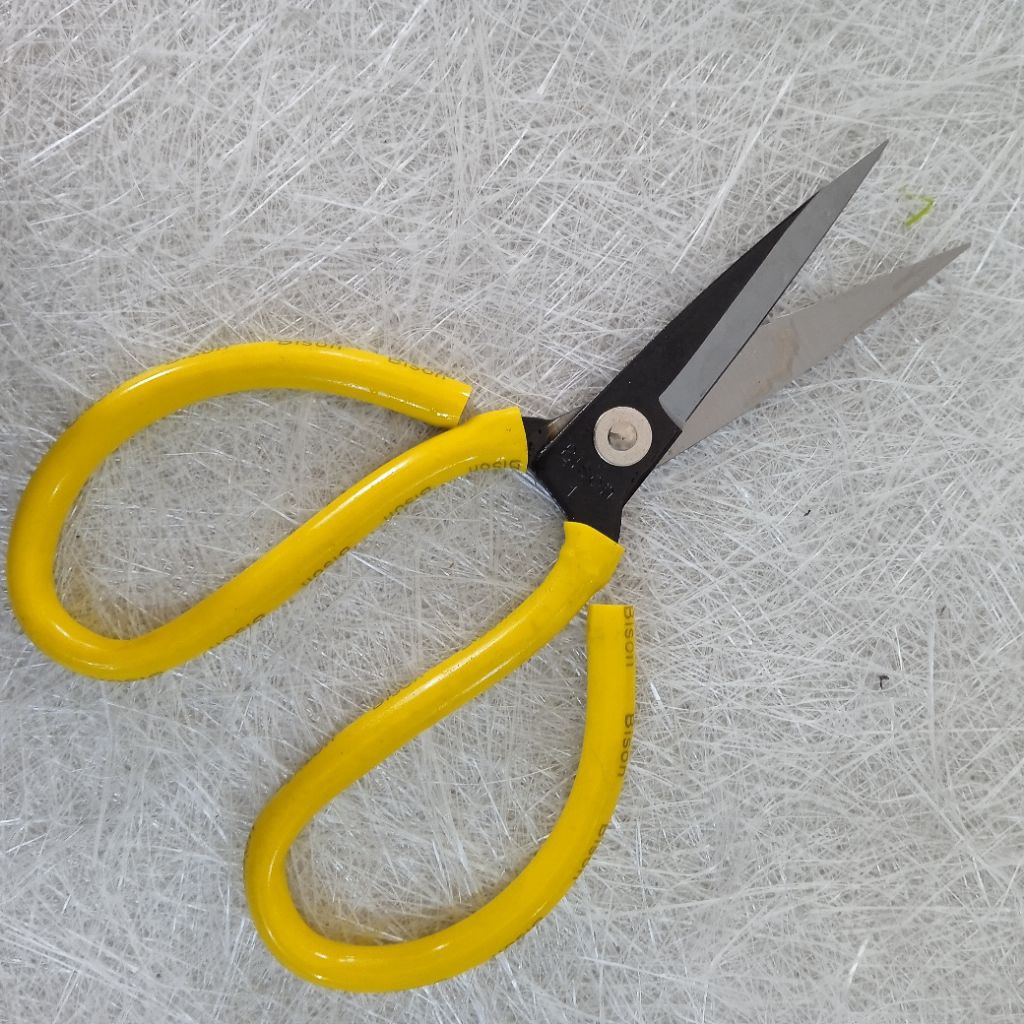 

gunting kodok /kain /seng