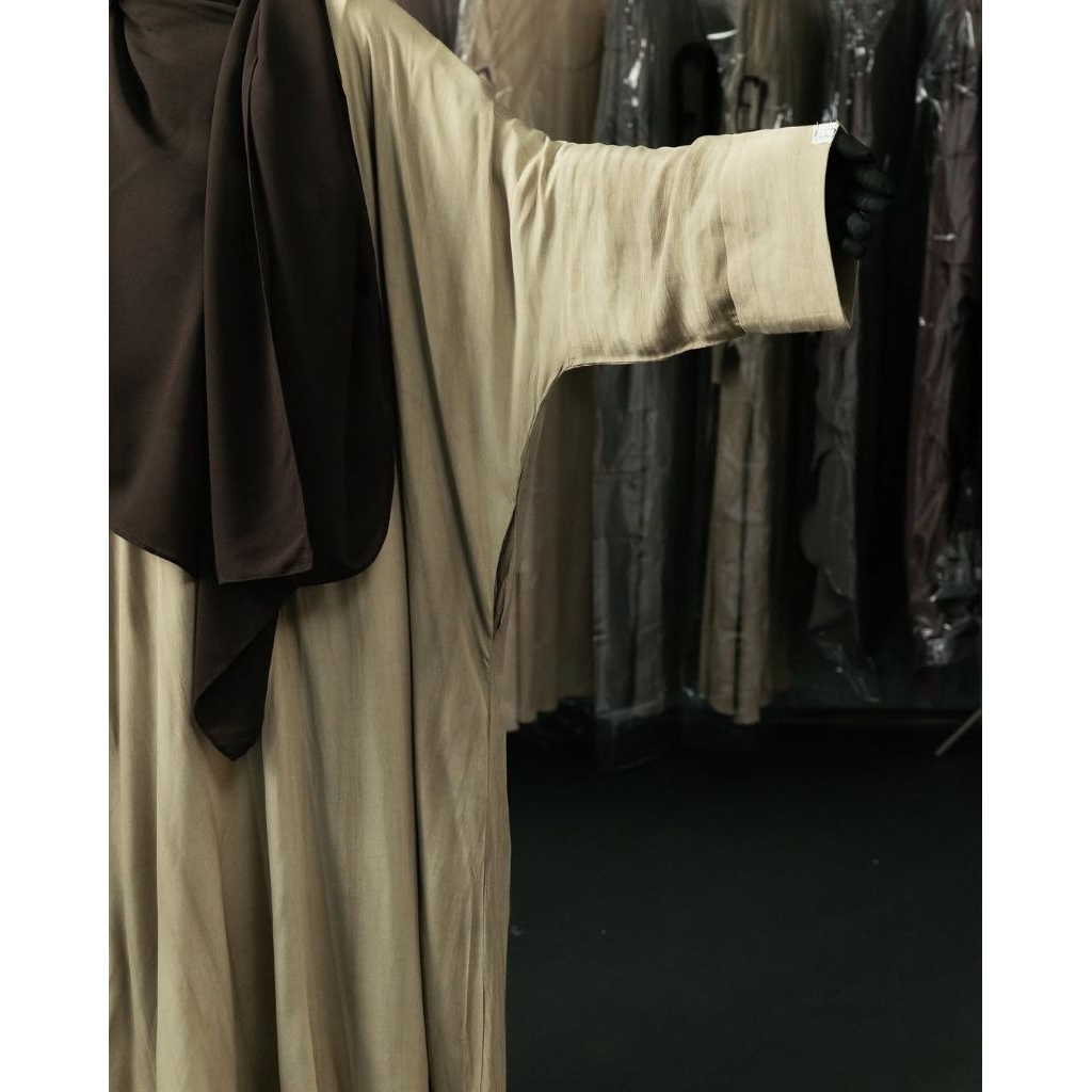 Preloved Timeless Literally Abaya Elmadina Abaya elmadinaabaya