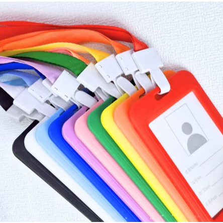 

OST Name Tag Id Card Transparant Gantungan Kartu Nama Plastik Vertical Lanyard Potrait Motif Polos Warna Warni Tanda Pengenal