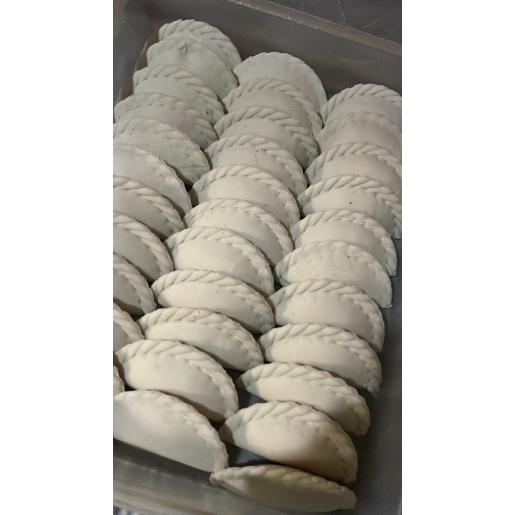 

Cireng isi ayam suwir pedas