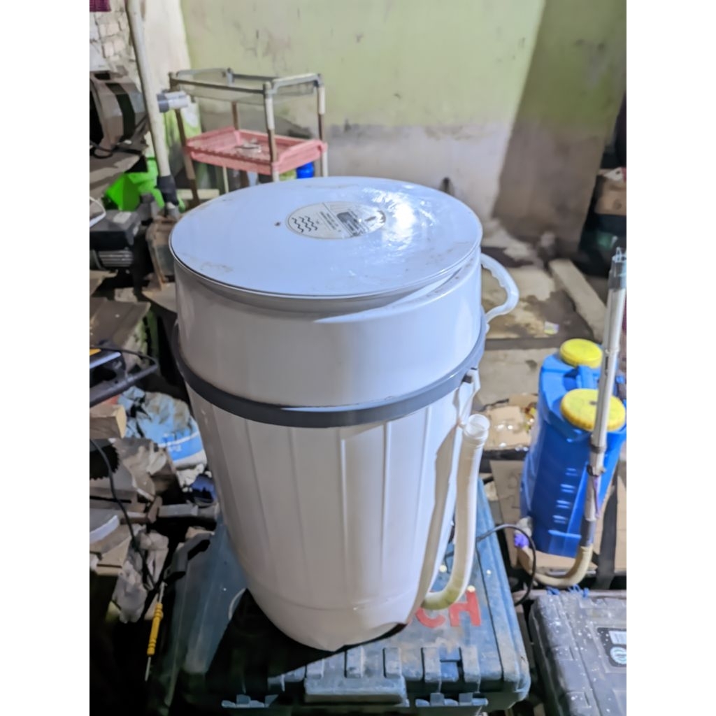 Mesin cuci portable 17L merek mito bekas