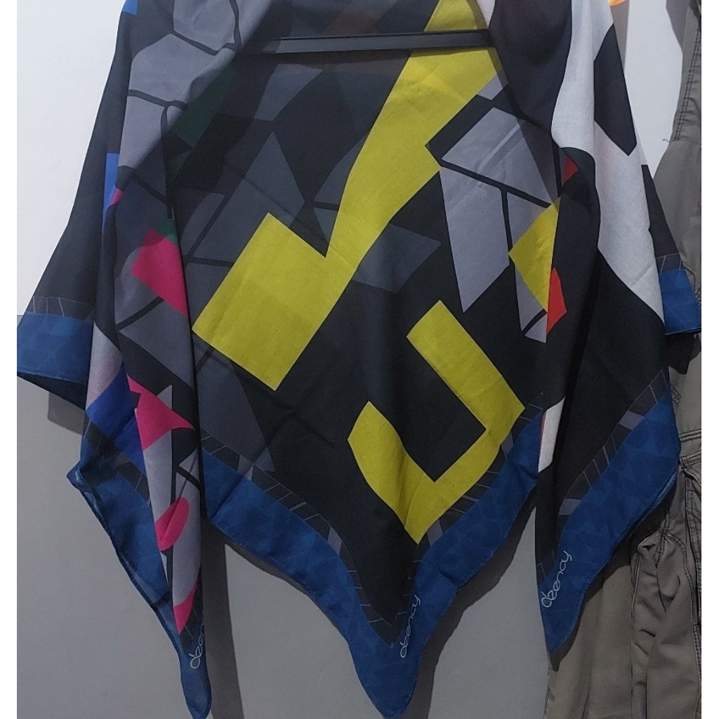 PRELOVED PL DEENAY BRIEF BROWN ,, DEENAY VOAL PRINTED,, DEENAY SIGNATURE TURKI CAPADOCIA ORI ,, ,,TE