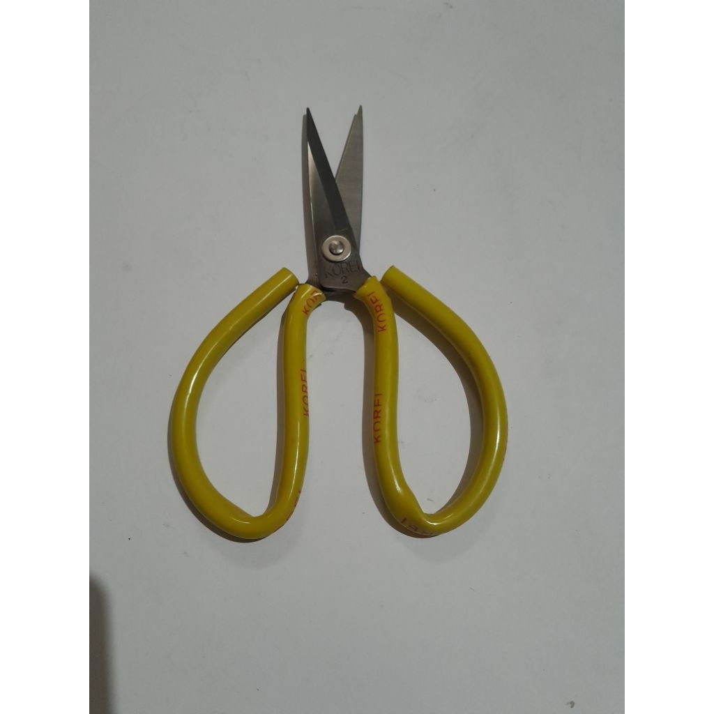 

gunting kain / gunting kulit / gunting serbaguna korei,