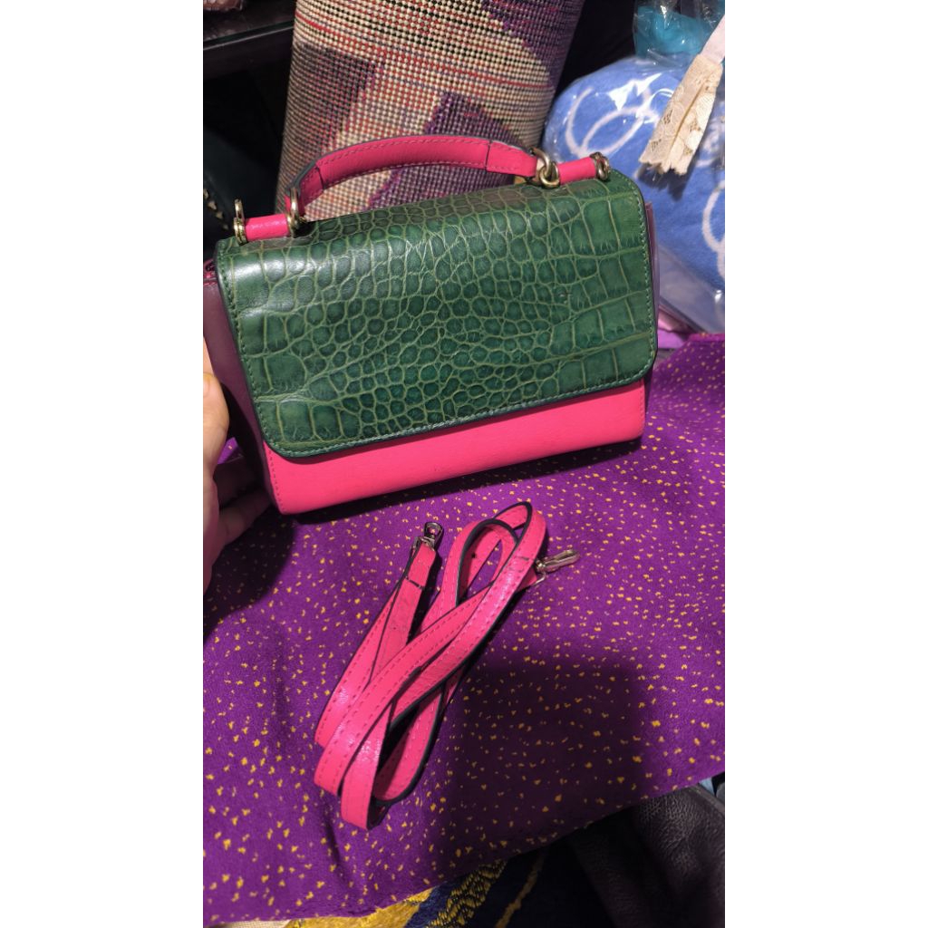 Tas Kulit unik seken preloved