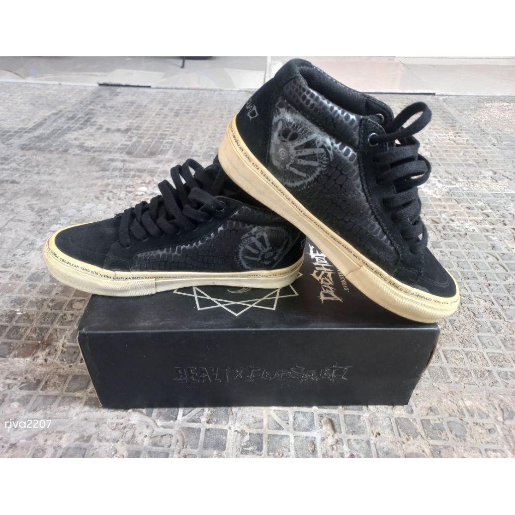 beazt x deadsquad - size 39 - deadsquad vol 3 -  dvrkstellar